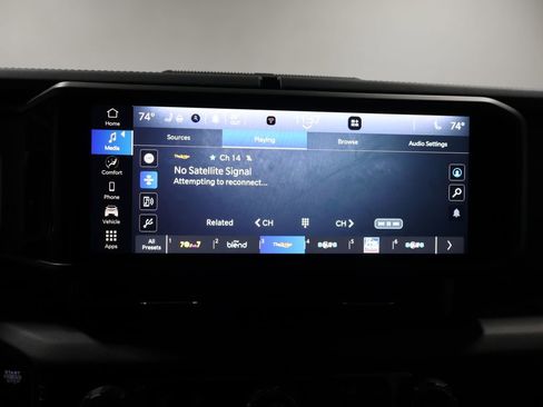 Used 2024 Jeep Wrangler Unlimited Rubicon w/ Convenience Group image 24