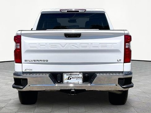 Used 2023 Chevrolet Silverado 1500 LT AWD/4WD image 6