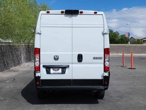 Used 2023 RAM ProMaster 3500 FWD image 8