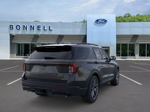 New 2026 Ford Explorer ST-Line w/ ST-Line Street Pack image 8
