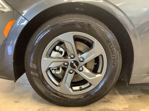 Certified 2024 Kia K5 LXS FWD image 24