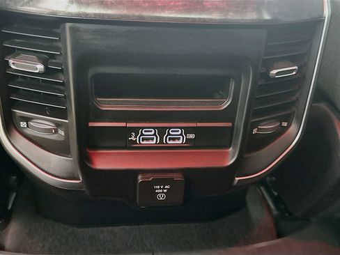 Used 2019 RAM 1500 Big Horn RWD image 26