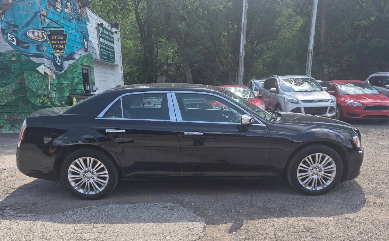 Used 2014 Chrysler 300 C w/ Light Group AWD/4WD image 1