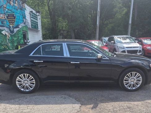 Used 2014 Chrysler 300 C w/ Light Group AWD/4WD image 1