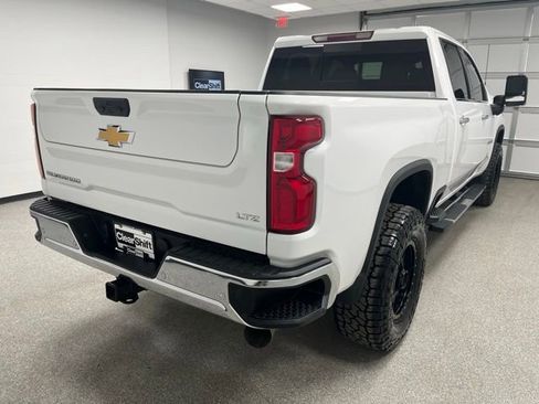 Used 2022 Chevrolet Silverado 3500 LTZ w/ LTZ Plus Package AWD/4WD image 8
