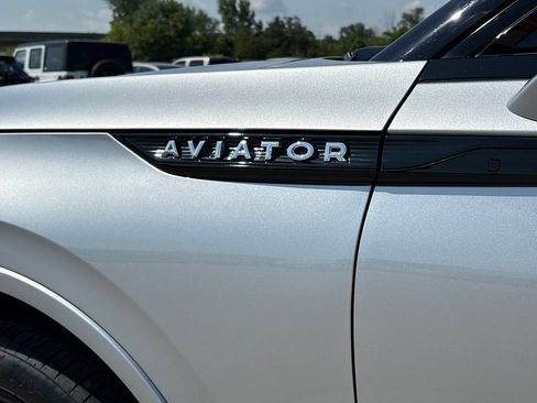 Used 2024 Lincoln Aviator Black Label w/ Jet Package AWD/4WD image 57