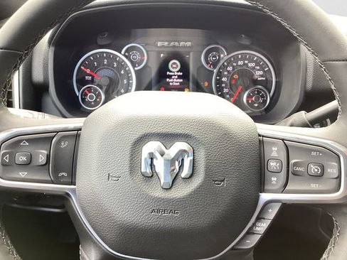 New 2026 RAM 2500 Big Horn AWD/4WD image 13