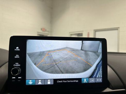 Used 2025 Honda Pilot Touring image 36