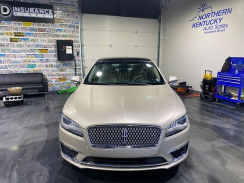 Used 2017 Lincoln MKZ Reserve w/ Climate Package FWD image 3