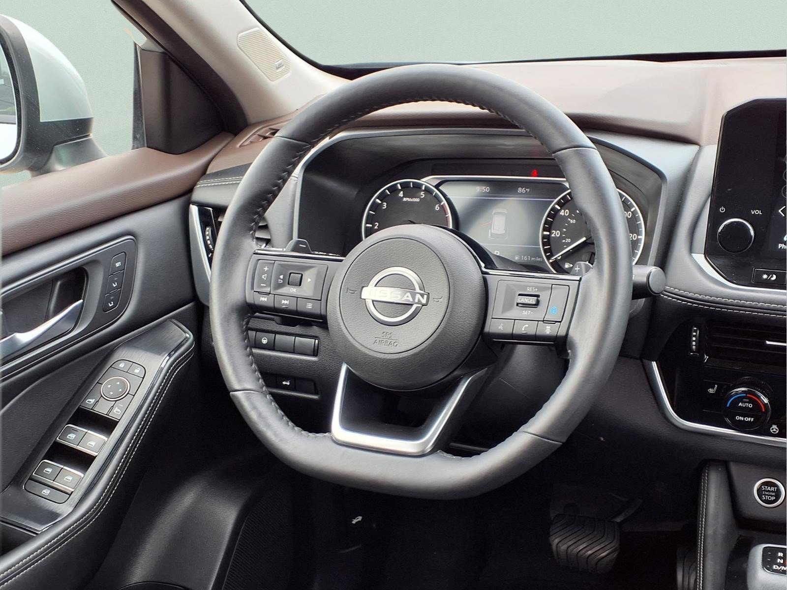 Certified 2022 Nissan Rogue SL w/ SL Premium Package FWD image 14