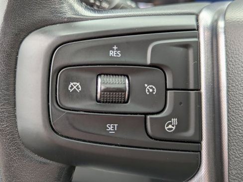 Certified 2022 GMC Sierra 1500 SLT w/ SLT Convenience Package image 18