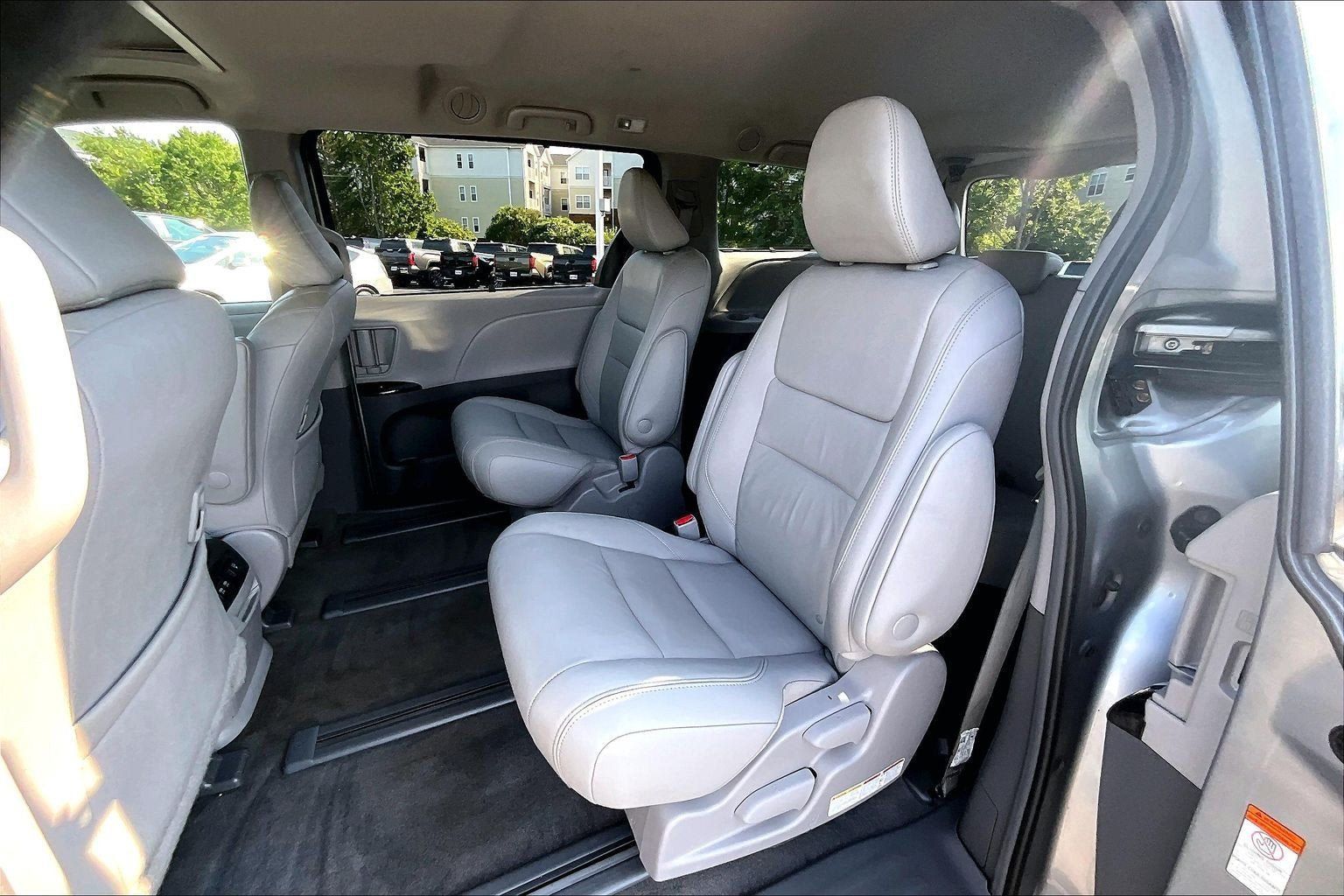 Used 2018 Toyota Sienna XLE w/ Protection Package AWD/4WD image 25