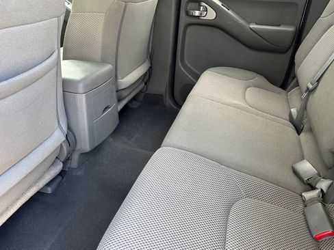 Used 2019 Nissan Frontier SV w/ Value Truck Package image 12