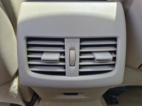 Used 2014 Lexus ES 350 w/ Premium Package FWD image 17