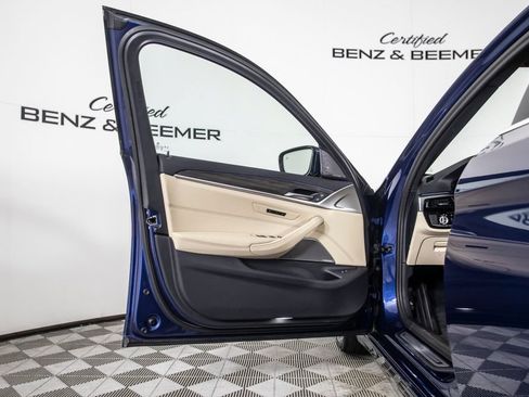 Used 2023 BMW 530i w/ Premium Package RWD image 21