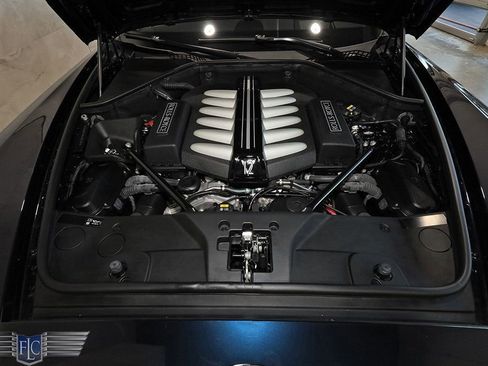 Used 2019 Rolls-Royce Wraith Coupe image 37