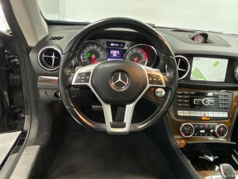 Used 2014 Mercedes-Benz SL 550 image 46