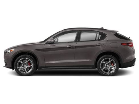 Used 2018 Alfa Romeo Stelvio AWD w/ Cold Weather Package image 3