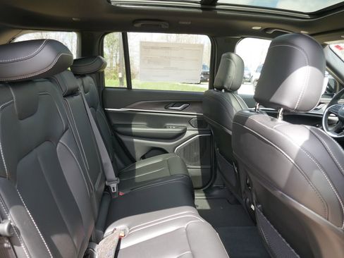 New 2026 Jeep Grand Cherokee Limited w/ Limited Altitude Package image 13