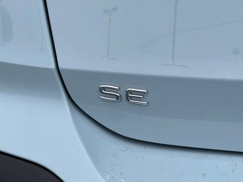 New 2026 Volkswagen Taos SE AWD/4WD image 26