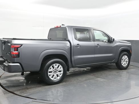 Used 2023 Nissan Frontier SV RWD image 7