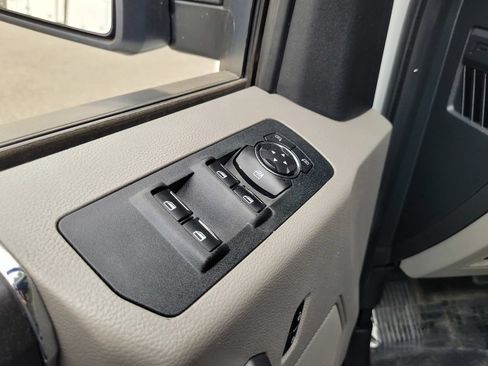 Used 2018 Ford F150 XLT RWD image 33