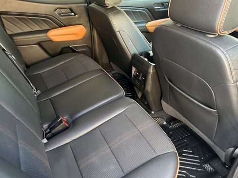 Used 2025 GMC Canyon AT4 image 29