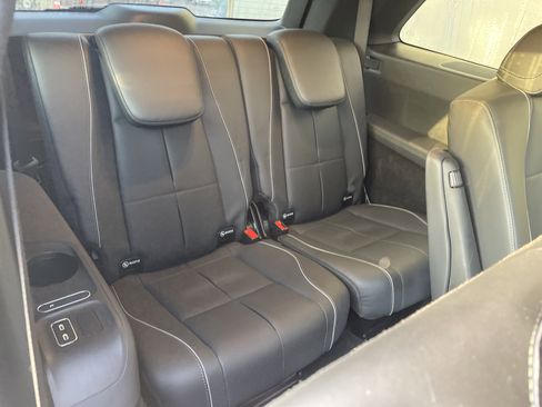 Certified 2024 Mercedes-Benz GLS 580 4MATIC image 48