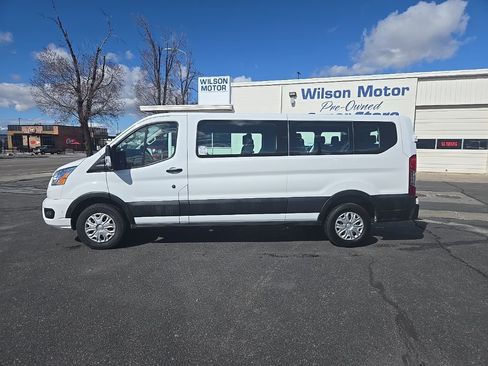 Used 2022 Ford Transit 350 XLT image 8