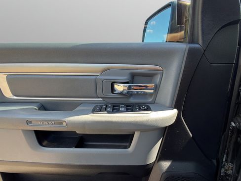 Used 2016 RAM 1500 Big Horn AWD/4WD image 23