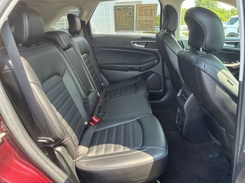 Used 2019 Ford Edge SEL w/ Equipment Group 201A AWD/4WD image 24