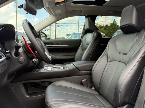 Certified 2024 INFINITI QX60 Sensory w/ Vision Package AWD/4WD image 7