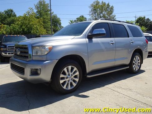 Used 2011 Toyota Sequoia Limited AWD/4WD image 3