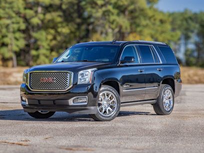 Used 2015 GMC Yukon Denali w/ Premium Package