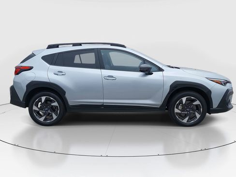 Used 2025 Subaru Crosstrek 2.5i Limited w/ Crosstrek Mirror Package image 8