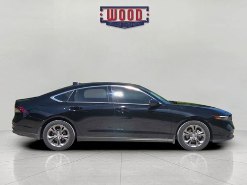 Used 2023 Honda Accord EX image 2
