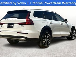 Used 2023 Volvo V60 B5 Cross Country Plus w/ Protection Package Premier video 2