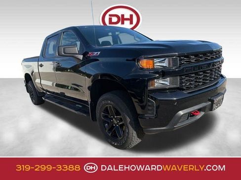 Used 2020 Chevrolet Silverado 1500 Custom Trail Boss w/ Custom Convenience Package AWD/4WD image 1