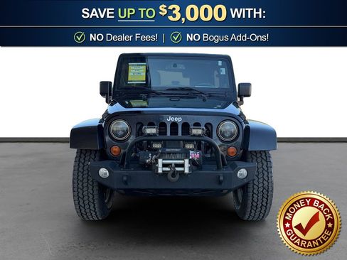 Used 2013 Jeep Wrangler Unlimited Sahara image 11