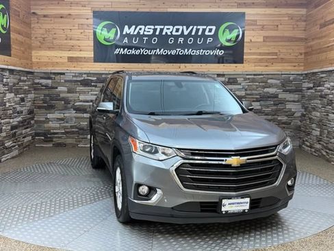 Used 2019 Chevrolet Traverse LT AWD/4WD image 2