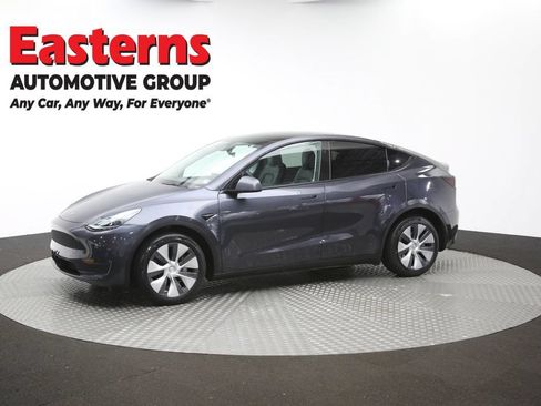 Used 2024 Tesla Model Y Long Range AWD/4WD image 50