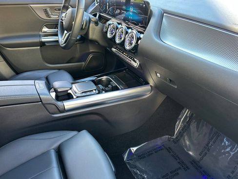 Certified 2022 Mercedes-Benz GLA 250 image 13