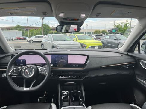 Used 2024 Buick Envision Sport Touring image 39