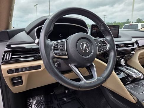 Used 2022 Acura MDX FWD w/ Technology Package image 11