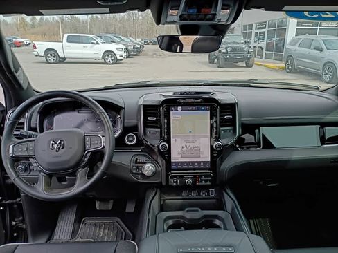 Used 2025 RAM 1500 Limited w/ Trailer Tow Group image 18