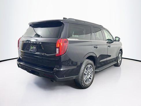 Used 2025 Ford Expedition Active AWD/4WD image 9