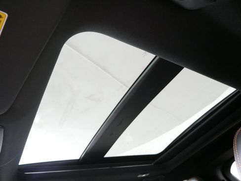 New 2025 Mitsubishi Outlander SEL image 8