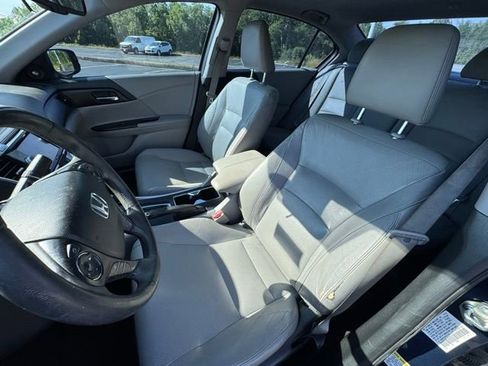 Used 2015 Honda Accord EX-L image 9