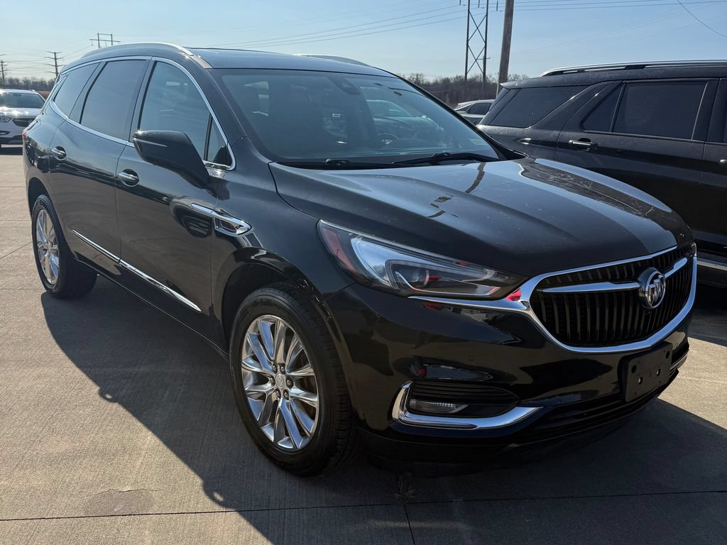 Used 2018 Buick Enclave Premium w/ Trailering Package AWD/4WD image 17