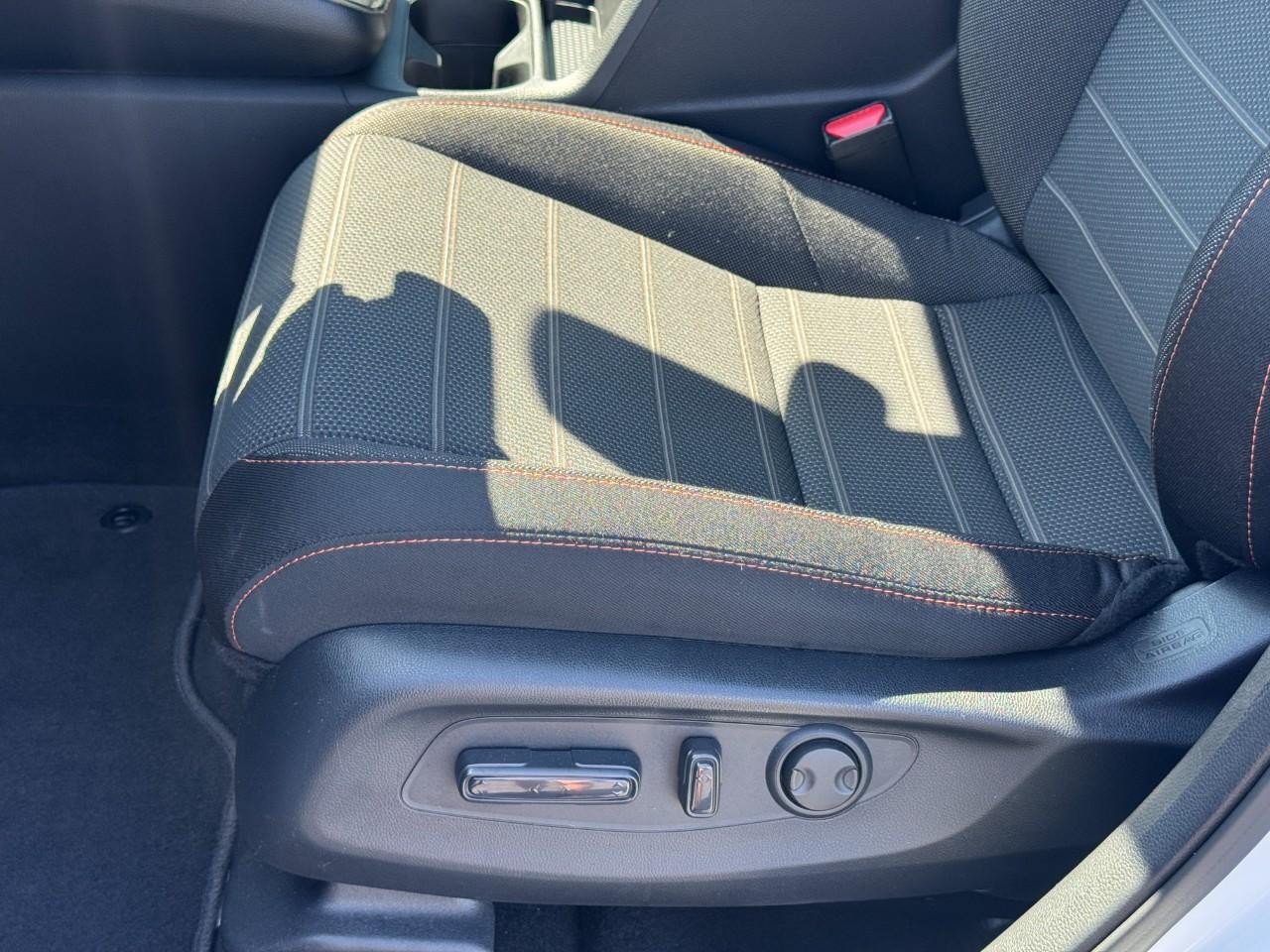 Certified 2025 Honda CR-V Sport image 19